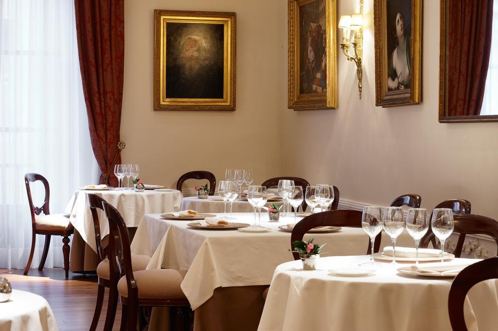 Palacio Guendulain Pamplona Restaurant photo